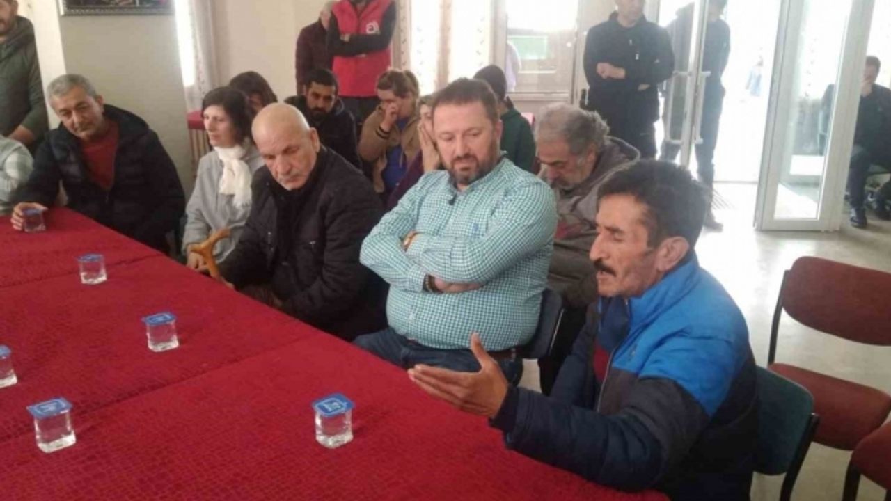 Adıyamanlı sanatçı yaşadığı ’asrın felaketi’ için ağıt yazdı