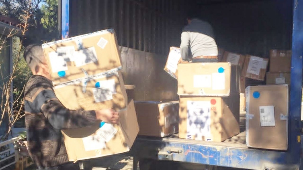 TYSD Didim şubesinden deprem bölgesine 93 koli yardım