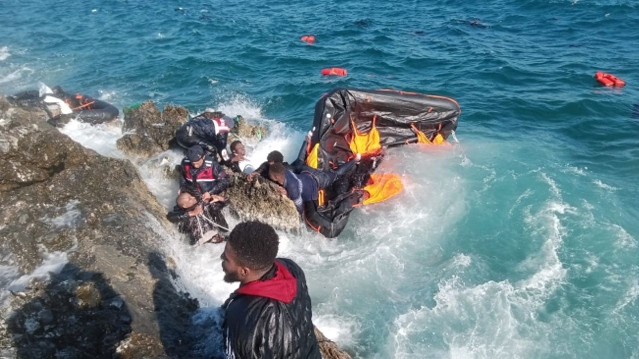 Aydın Valiliği'nden ‘düzensiz göçmen’ açıklaması
