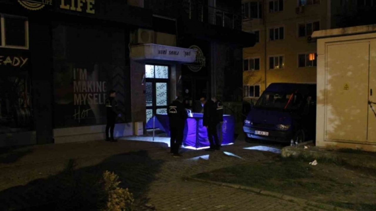 Kızını darp eden kocasına sinirlenip balkondan atlayan kadın hayatını kaybetti