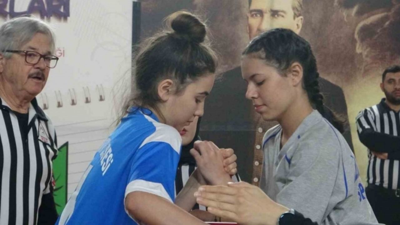 Muğla’da okul sporları bilek güreşi müsabakaları başladı