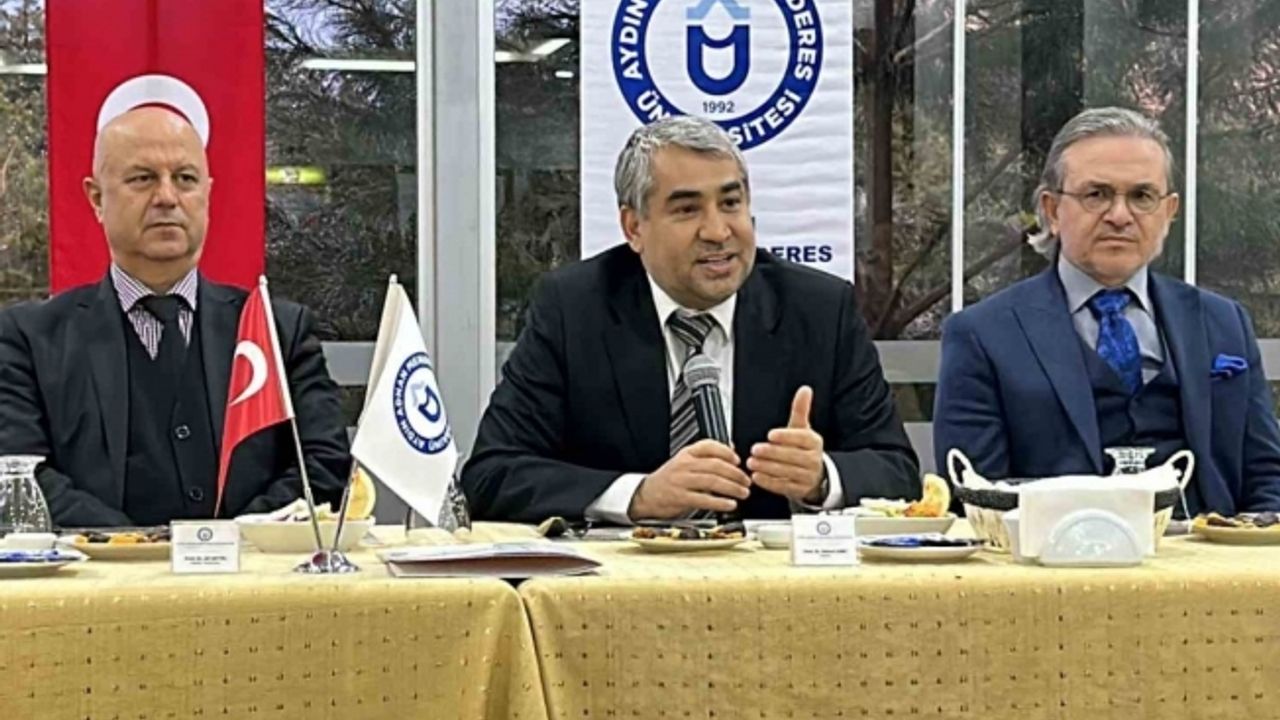 ADÜ Rektörü Prof. Dr. Kent, Aydın basını ile iftarda buluştu