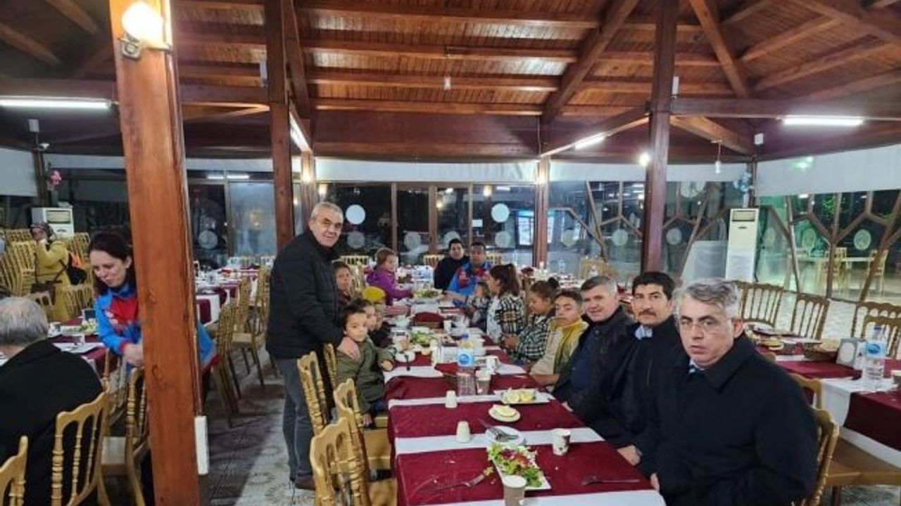 Köyceğiz’de iftar sofrası yetim ve öksüzler için kuruldu