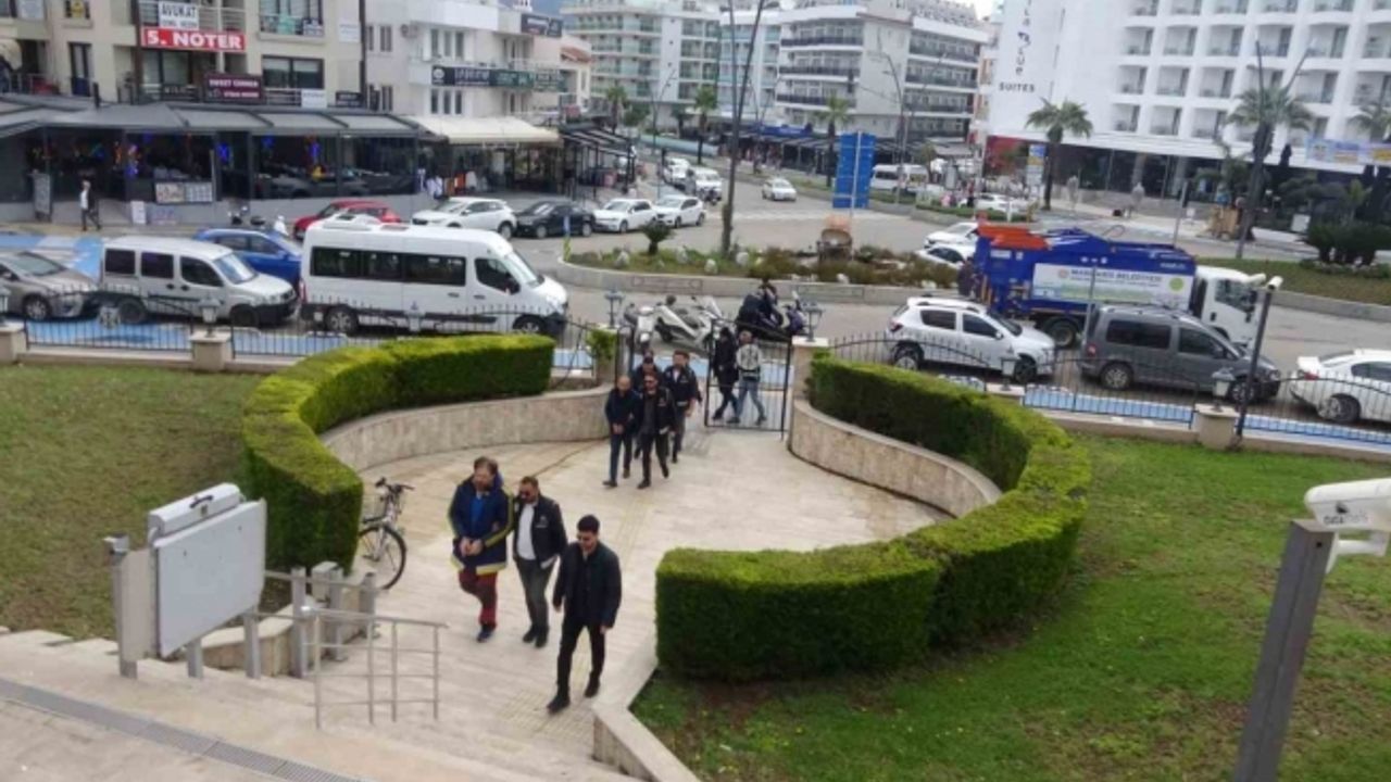 Muğla merkezli dolandırıcılık operasyonu: 5 şüpheli adliyeye sevk edildi