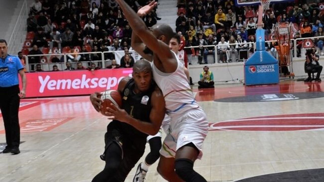Türkiye Sigorta Basketbol Süper Ligi: Aliağa Petkimspor: 96 -  Ayos Konyaspor: 85