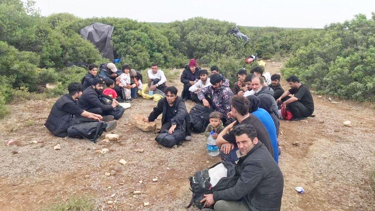 Didim’de 34 düzensiz göçmen yakalandı