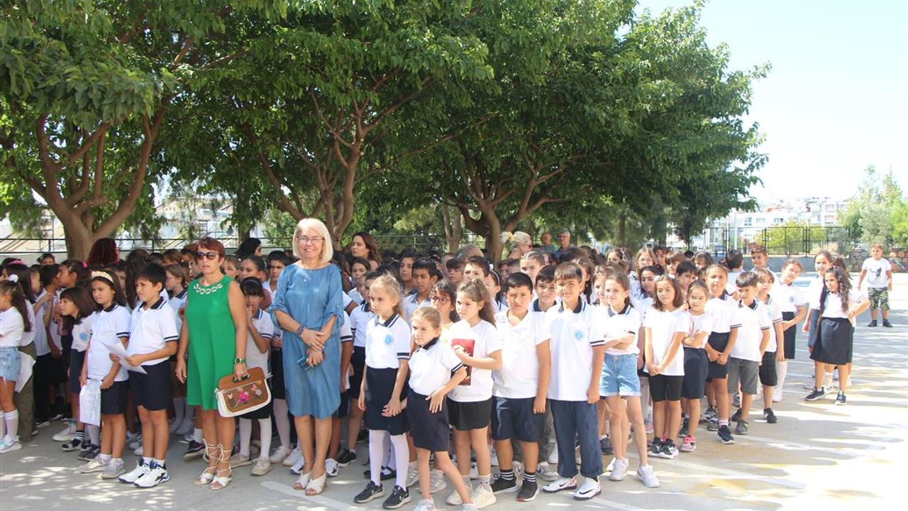İlköğretim Haftası kutlamaları Valiler İlkokulu’nda devam etti
