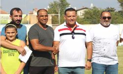 Altınkumspor, Teknik Direktör Yaşar Var ile sözleşme imzaladı 