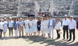 Milet Antik Kenti’nde “İlk Meşale Taşıyıcıları - Milet Okulu” etkinliği düzenlendi