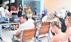 Cafe Lina'da Şiir Günü