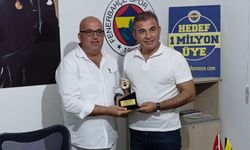 Fenerbahçeliler Derneği’nde görev değişimi