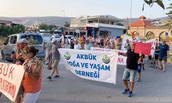 AKBÜK DE­MOK­RASİ PLAT­FOR­MU’NDAN MAAŞ ZAM­LA­RI, TORBA YASA VE SA­VAŞ­LA­RA TEPKİ