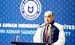 Üni­ver­si­te­miz­de 2025–2026 Aka­de­mik Yıl Açı­lış Tö­re­ni Ger­çek­leş­ti