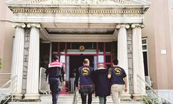 Didim’de 33 Yıl Hapis Ce­za­sı Bu­lu­nan Fi­ra­ri Hü­küm­lü Ya­ka­lan­dı