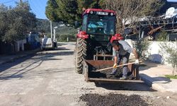 Balat Köyü kendi imkanları ile yol yapıyor