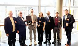 Didim Ti­ca­ret Odası Ber­lin’de Al­man­ya Par­la­men­to­su’nda Te­mas­lar­da Bu­lun­du