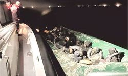 Didim Açık­la­rın­da Göç­men Ope­ras­yo­nu: 18 Dü­zen­siz Göç­men ve 4 Ka­çak­çı Ya­ka­lan­dı