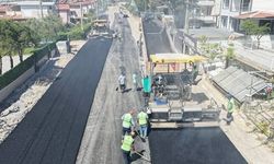 Akbük Yolu Ye­ni­le­ni­yor