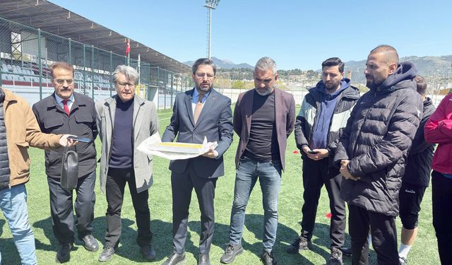 AGC Baş­ka­nı Erman Çetin ve Yö­ne­tim Ku­ru­lu üye­le­ri, Ay­dıns­por’un ant­ren­ma­nı­nı zi­ya­ret etti