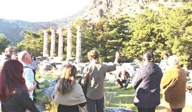 Pri­ene Antik Kenti UNES­CO Yo­lun­da İlk Resmî Adımı Attı