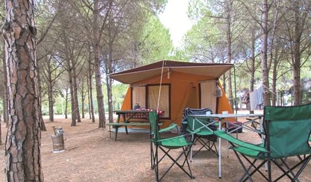 Didim’de İzin­siz Ka­ra­van ve Çadır Ko­nak­la­ma­la­rı­na Yeni Dü­zen­le­me