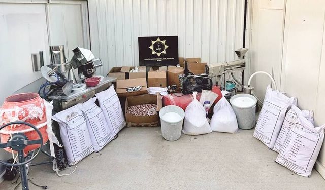 Aydın’da Dev Sen­te­tik Ecza Ope­ras­yo­nu: 3 Tu­tuk­la­ma