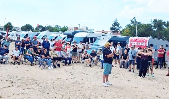 Didim’de Ka­ra­van­cı­lar­dan Yasak Tep­ki­si: “Özgür Se­ya­hat Suç De­ğil­dir”