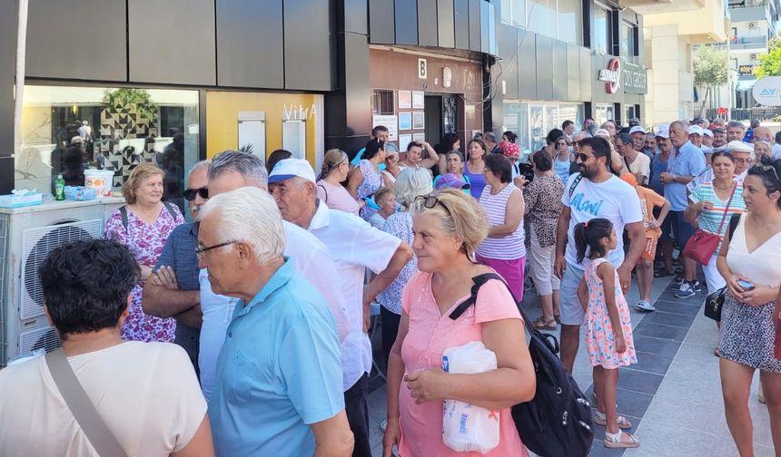 CHP’den Aşure İkramı