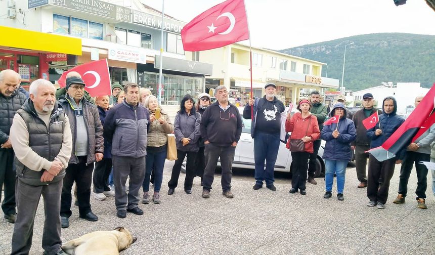 Akbük’te Teğmenler İçin Destek Açıklaması