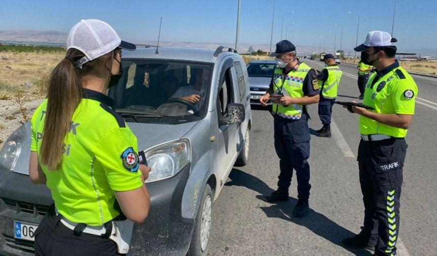 Türkiye'de Alkollü ve Uyuşturucu Etkisinde Araç Kullanımına Ağır Cezalar Geliyor