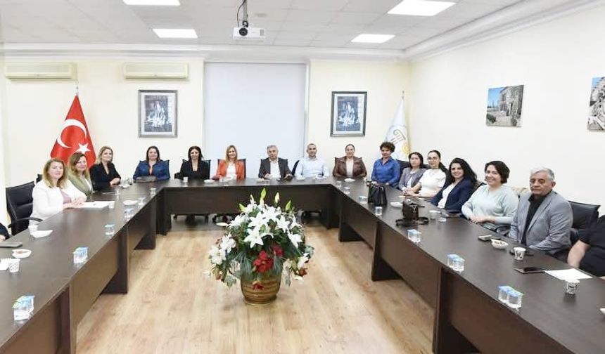 Tu­rizm­de Kadın Eli Eği­tim­le­ri