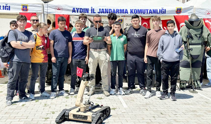 Aydın Jandarma Komutanlığı’ndan  Didim’de Öğrencilere Tanıtım Etkinliği
