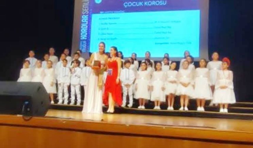 Didimli Çocuklar Uluslararası Şenlikte Sahne Aldı