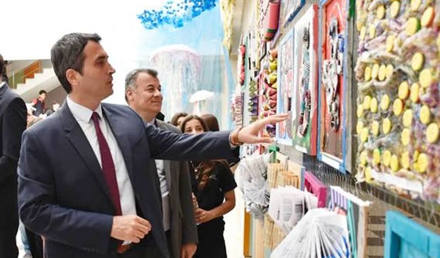 Didim’de “Atık­tan Sa­na­ta İleri Dö­nü­şüm Ser­gi­si” Açıl­dı