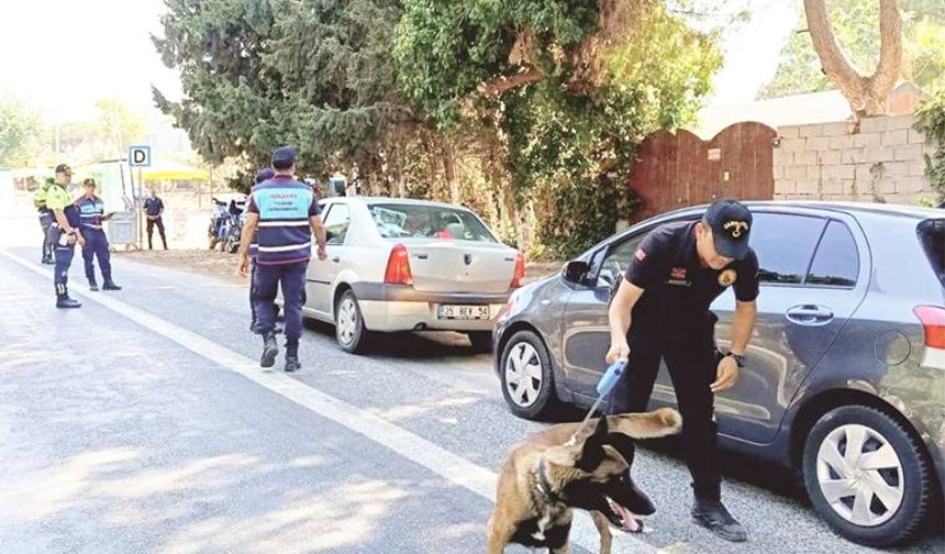 Didim Jan­dar­ma­sın­dan Mil­yon­fest Didim’de Sıkı De­ne­tim