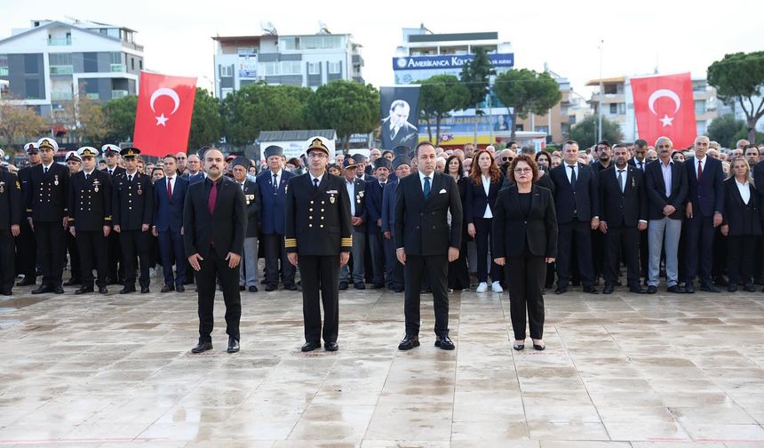 Yine Aynı Özlem, Aynı Gururla Atamızı andık