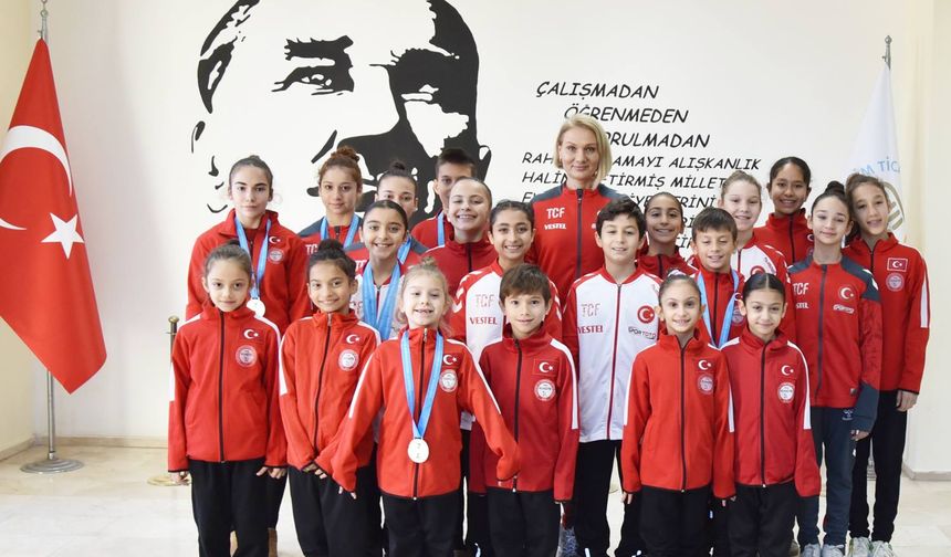 Oda­mı­zın Des­tek Ver­di­ği Ma­dal­ya­lı Spor­cu­la­rı­mı­zı Ağır­la­dık