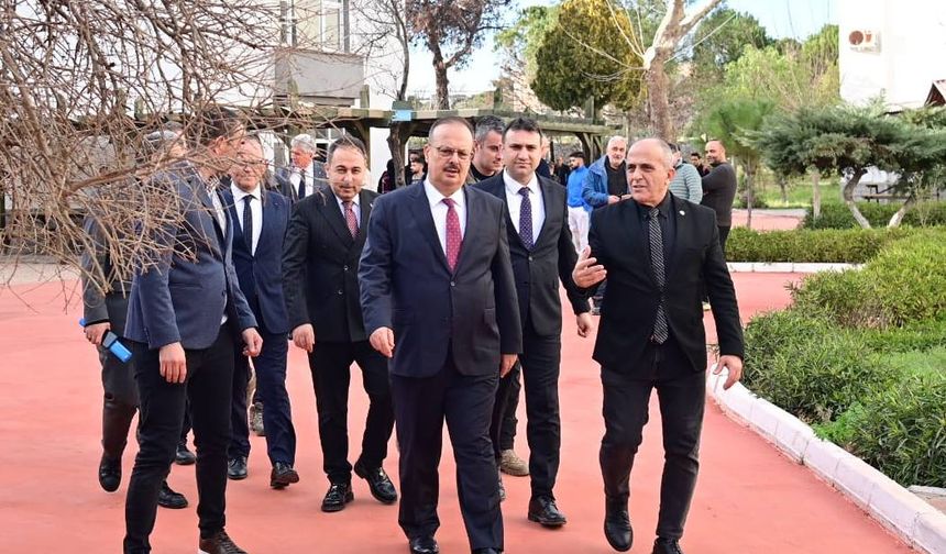 Aydın Valisi Yakup Canbolat, Didim Meslek Yüksekokulunu Ziyaret Etti