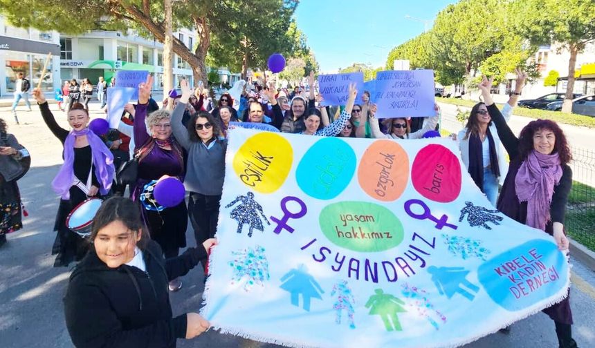 Didim’de Kadınlar  8 Mart İçin Bir Araya Geldi