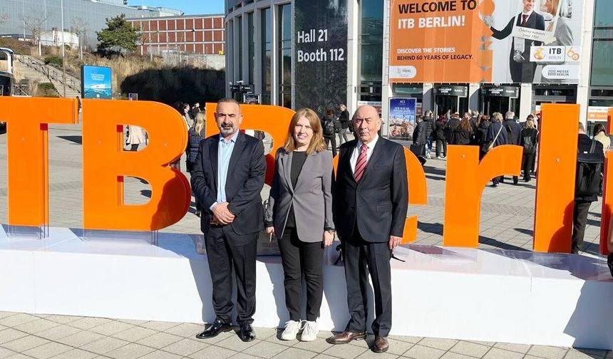 ITB Ber­lin Sa­va­şın Göl­ge­sin­de Açıl­dı