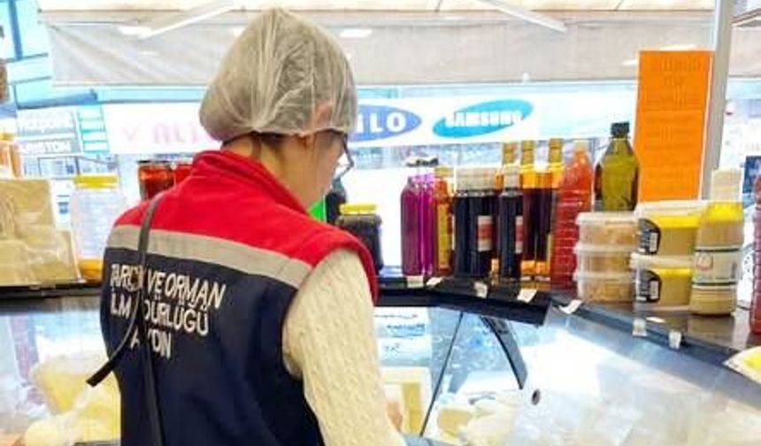 Didim’de Bay­ram Ön­ce­si Gıda De­ne­tim­le­ri Sık­laş­tı