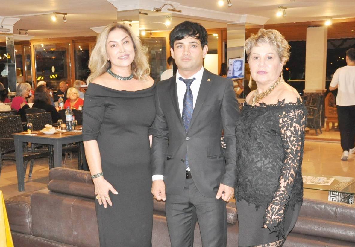 87Ef7056 752A 4455 91D2 7Dc75D4893F3