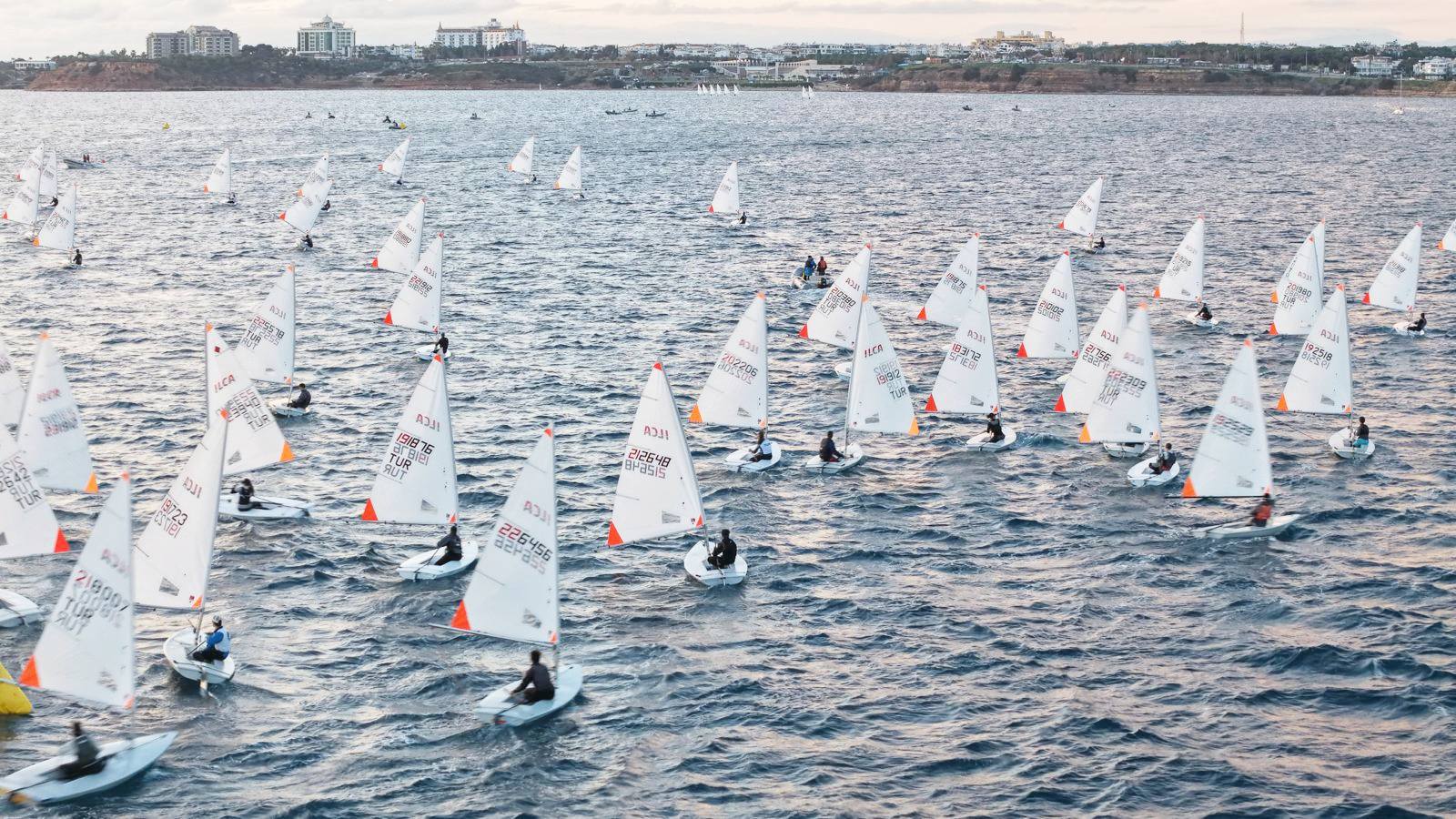 B52B2B01 6Ec3 4005 8C13 62F6234C30B1