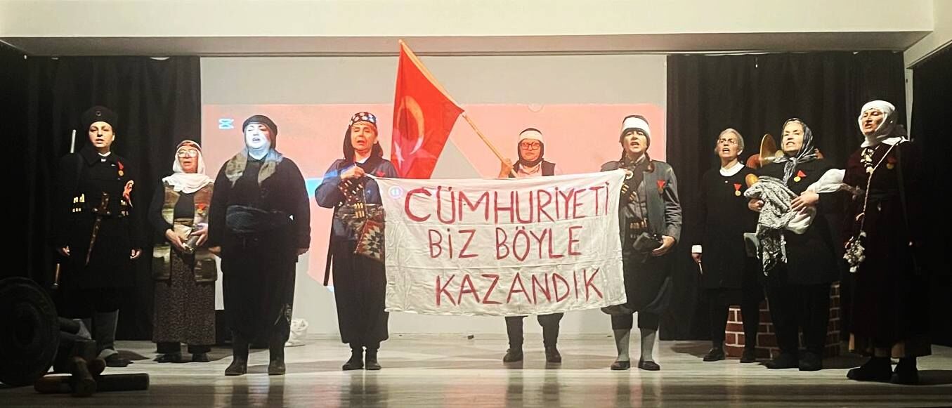 Mavi̇ Di̇di̇m 2-4