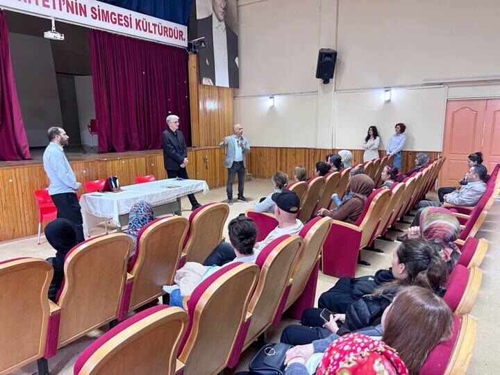 7A8F2C33 C563 46Ad B73D 80815Ccbdaf0