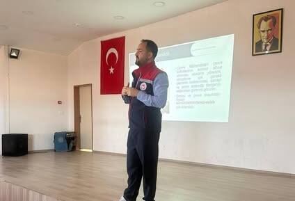 Mavi̇ 6