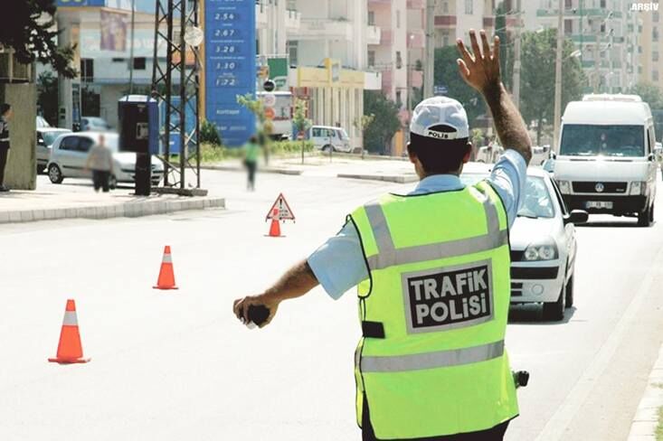 NİSAN AYIN­DA  157 BİN ARAÇ  DE­NET­LENDİ:  736 KAZA,  3 CAN KAYBI