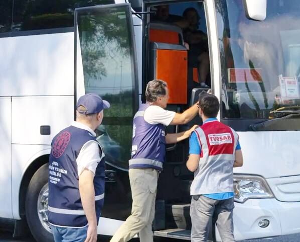 Tu­rizm De­ne­ti­mi: Reh­ber­siz Tur ve Bel­ge­siz Acen­te­ye İşlem